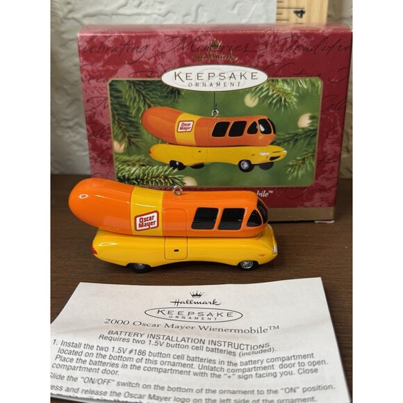 Hallmark Keepsake Ornament 2000 Oscar Mayer Wienermobile -Battery Operated Music - Picture 1 of 3